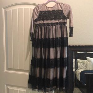 Dainty Jewell’s dress girl’s xl